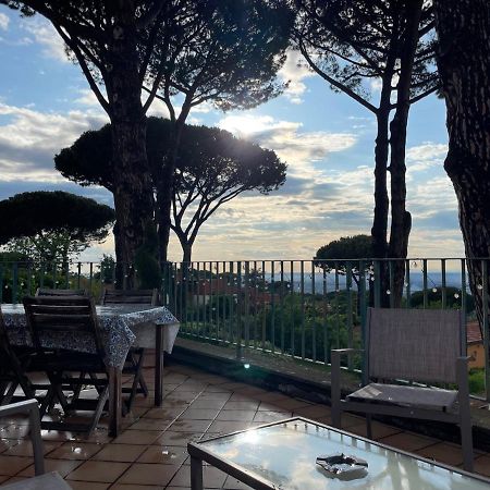 Appartamento Castelli Romani - Con Vista Su Roma Monte Porzio Catone Exteriör bild